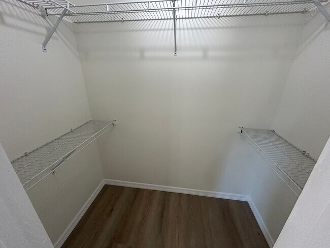 Building Photo - 895 Wandering Pine Trail