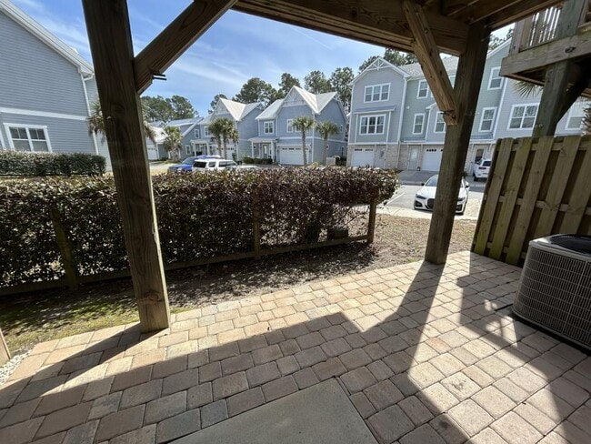 Building Photo - 6008 Richard Bradley Dr