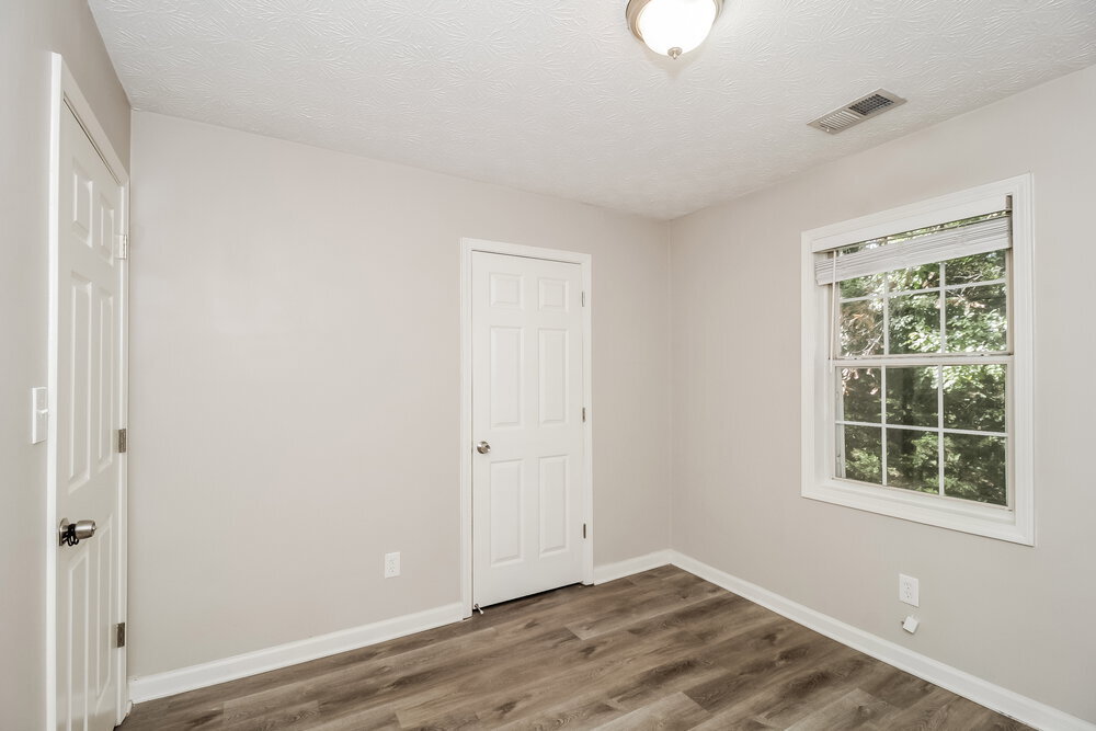Building Photo - 2613 Windage Dr SW