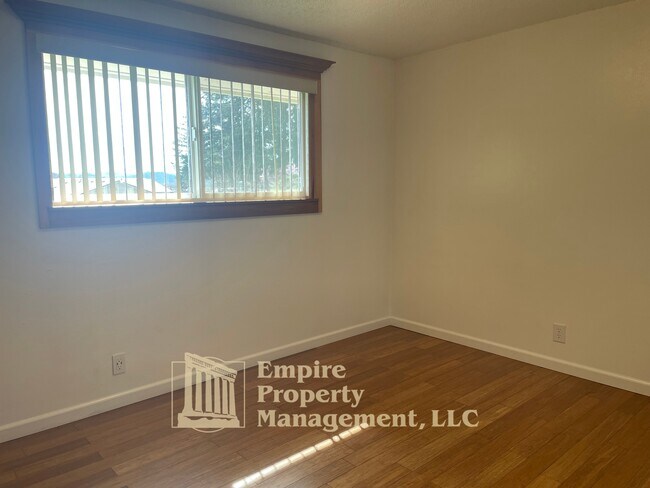 Building Photo - 88267 Richmond St