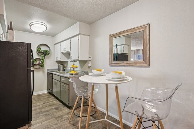 Building Photo - Mesa Station Apartments