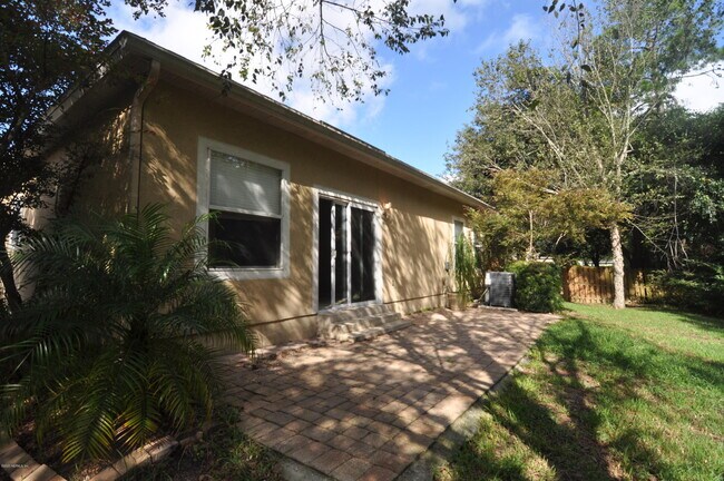 Building Photo - 1637 Hammock Grove Ln