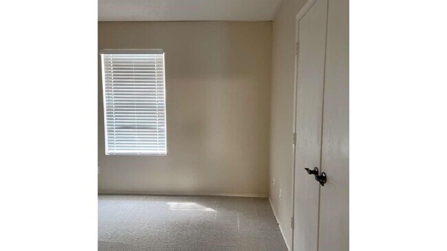 Building Photo - 1410 Quail Meadow Dr
