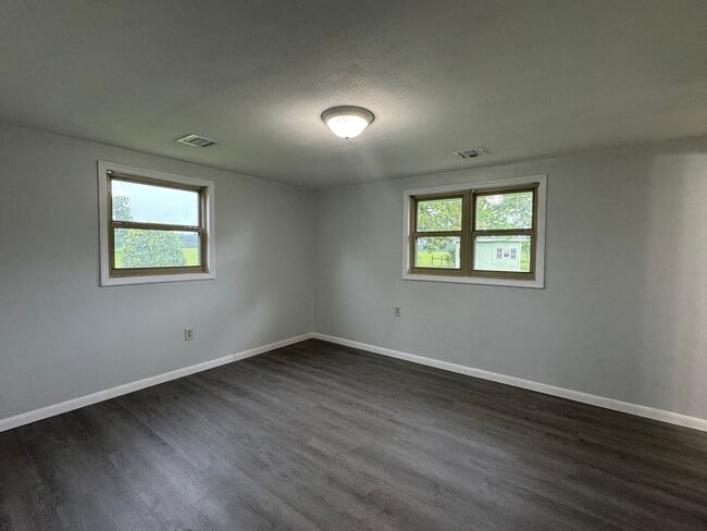 Building Photo - Newly renovated 3 Bedroom, 2 Bath home on CR 136