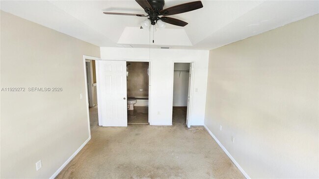 Building Photo - 2715 SE 15th Pl