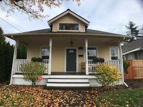 Building Photo - Charming remodeled Bungalow - 2 Bedrooms 1 Bath, 1,104 Sq. Ft.