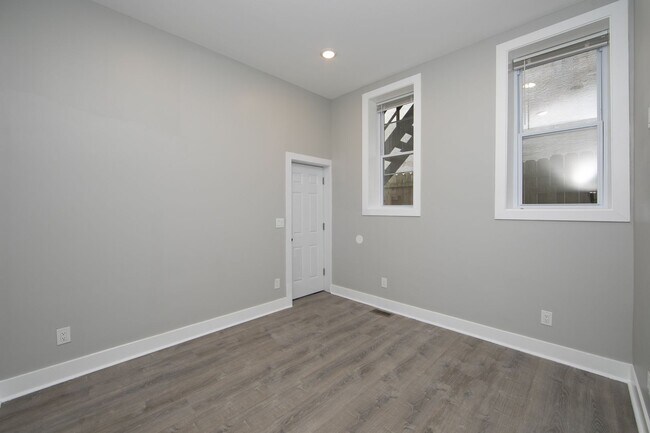 Building Photo - Brand New 1 Bed/1.5 Bath Apartment on Broadway Avenue in Camden!