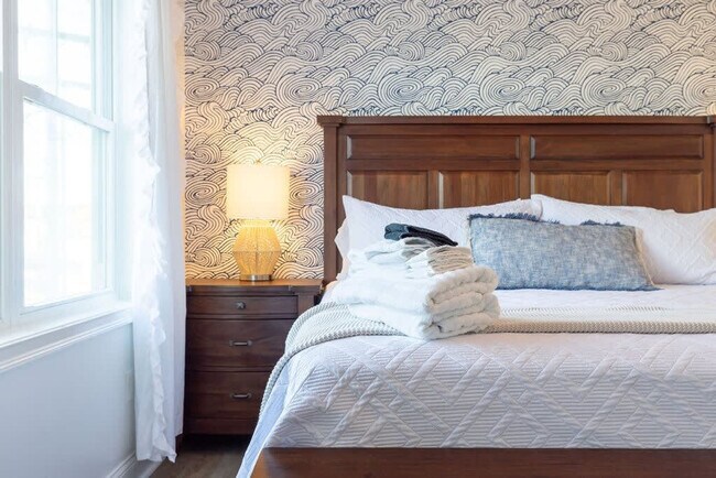 Building Photo - 128 Ashworth Ave