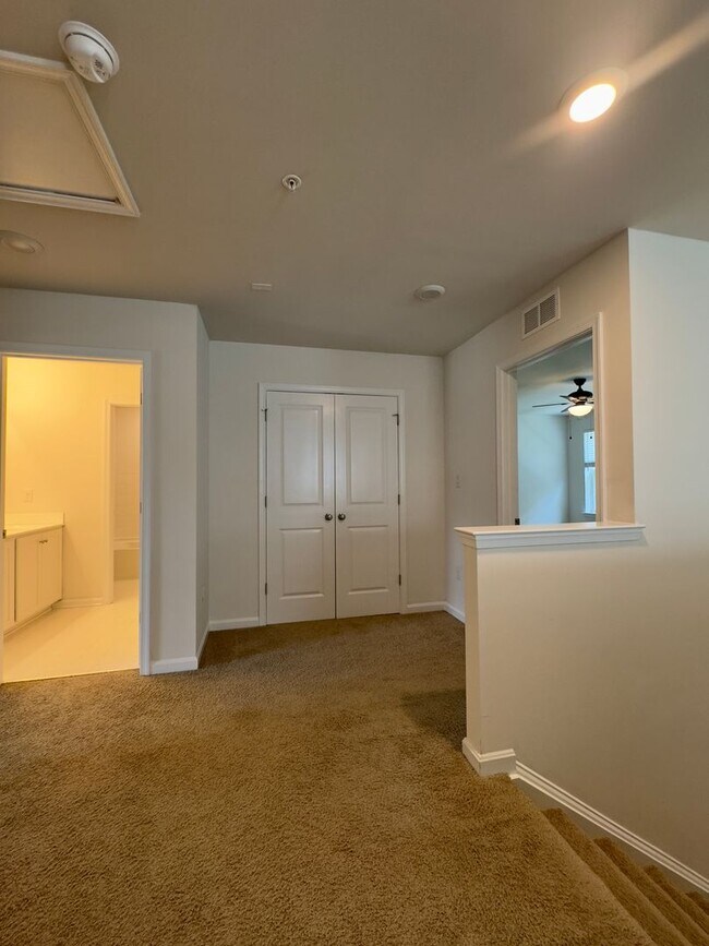 Building Photo - Charming 4 Bedroom/2.5 Bathroom Home in Bel Air, MD!