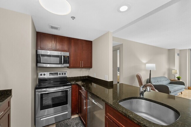 Building Photo - 8 Museum Way