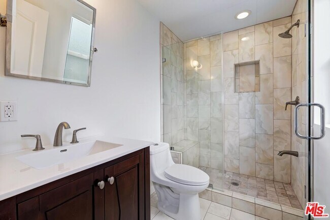 Building Photo - 22482 Calipatria Dr