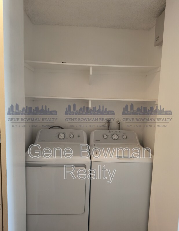 Building Photo - 6804 Panamint Row