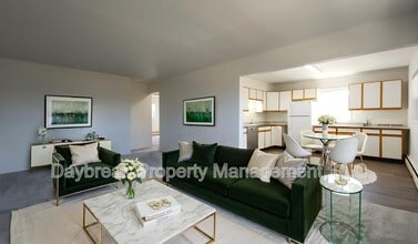 Building Photo - 2913 8th St N