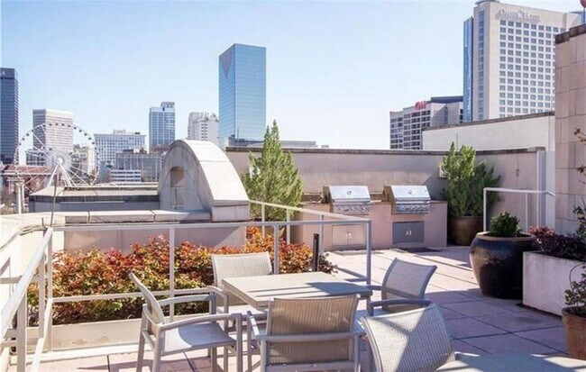 Building Photo - 250 Park Ave W NW