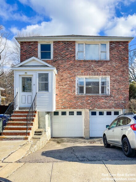 Building Photo - 14 Caltha Rd