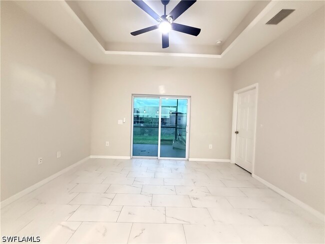 Building Photo - 212 Pullman St