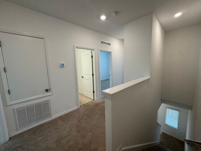Building Photo - Fall Into Savings –Rent Reduced! Housing c...