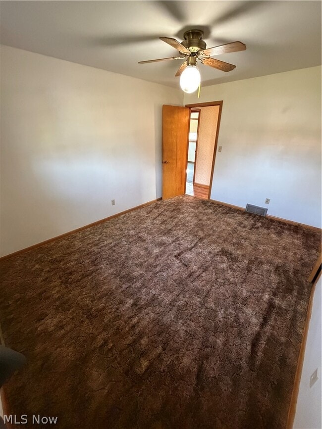 Building Photo - 8615 Chesterton Dr