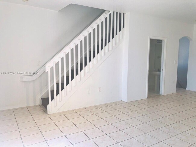 Building Photo - 5670 NW 116th Ave