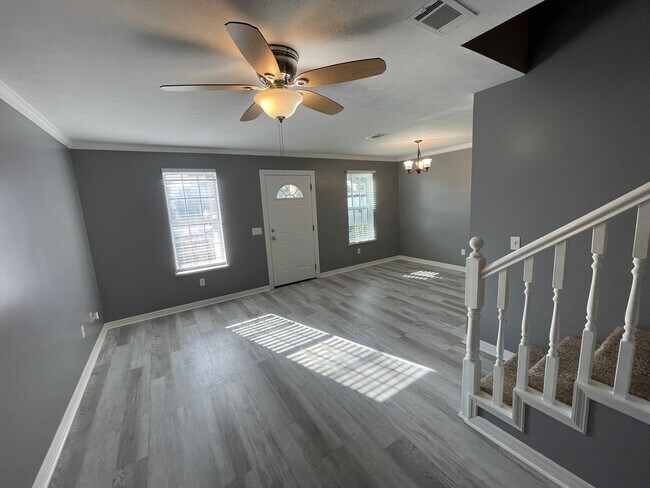 Building Photo - For Lease - 3 BR|2 BA Near Tyndall Air For...