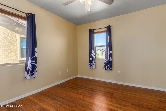 Building Photo - 1599 W Homecoming Way