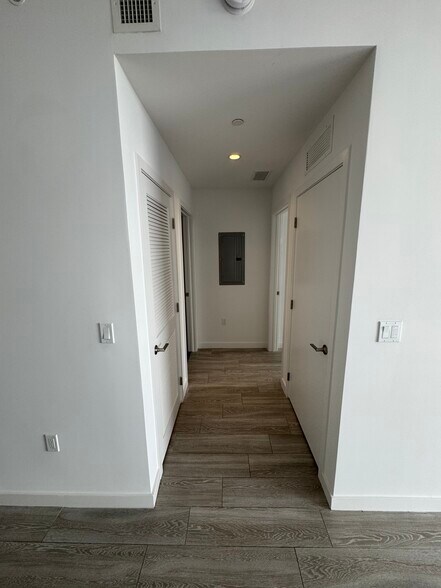 Building Photo - 111 NW 27th St