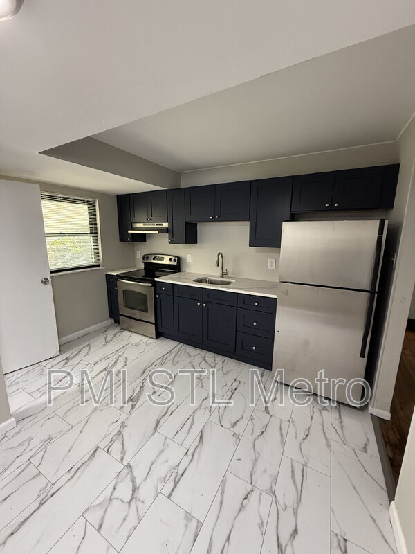 Building Photo - 240 Mcalpine Drive