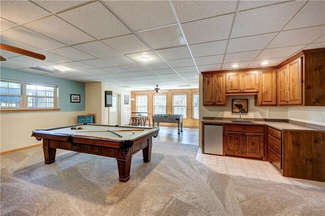 Building Photo - 495 Chicory Dr E