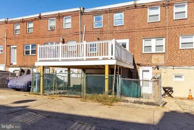 Building Photo - 7836 Fayette St