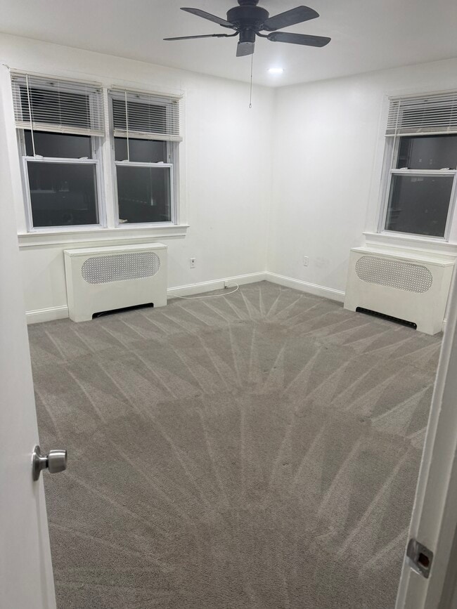 Building Photo - 245 Hayes St