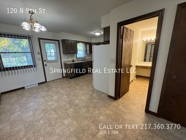 Building Photo - 120 N 9th St