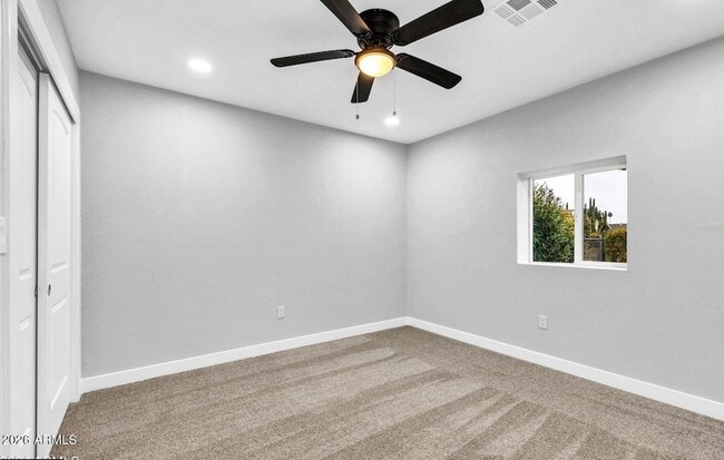 Building Photo - 10602 W Cumberland Dr