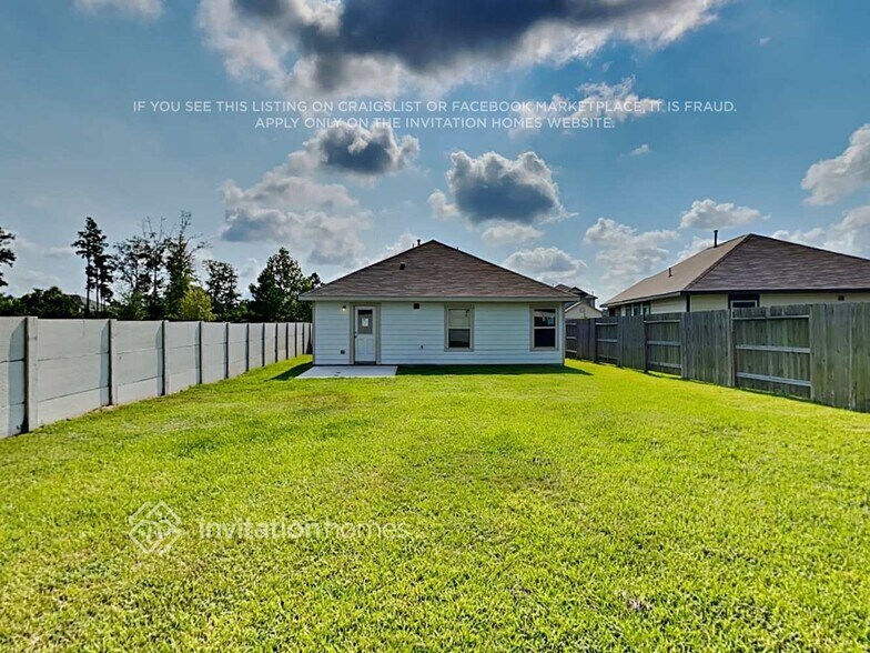 Building Photo - 18708 Faustina Way