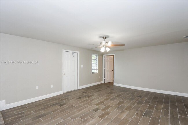 Building Photo - 1041 NW 136th St