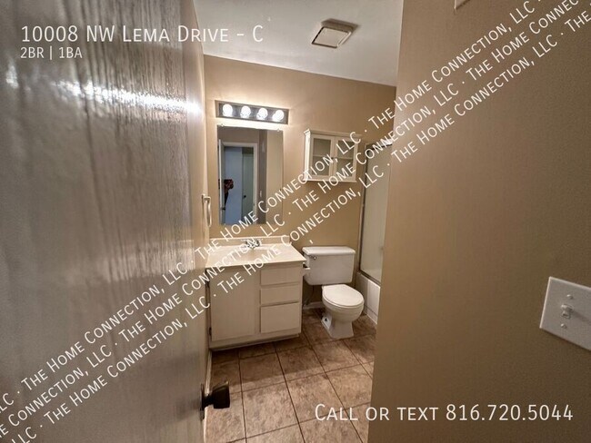 Building Photo - 10008 NW Lema Dr