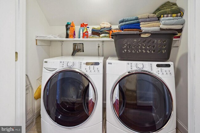 Building Photo - 7713 Winterberry Pl