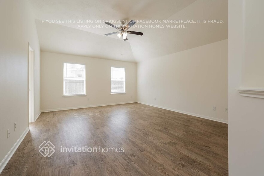 Building Photo - 922 Doubletree Glen Dr