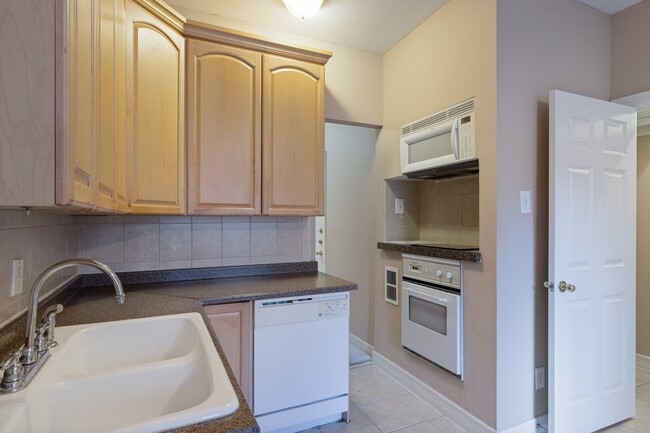 Building Photo - 4110 Woodhead St