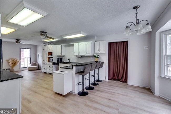 Building Photo - 193 S Kite Lake Rd