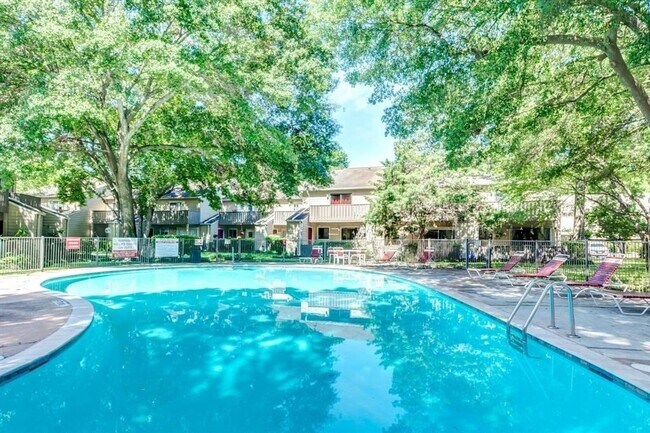 Building Photo - 5005 Georgi Ln