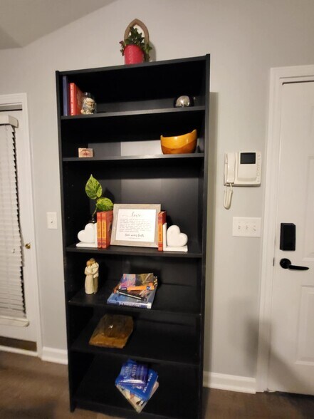 Building Photo - 4702 Brighton Park Dr