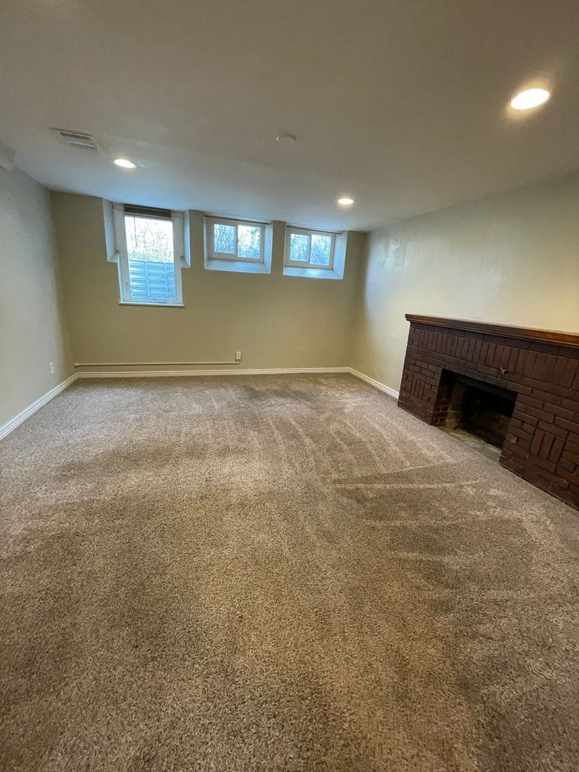 Building Photo - 1395 N Harlan St