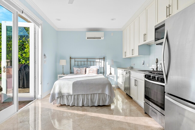 Building Photo - 107 E Inlet Dr