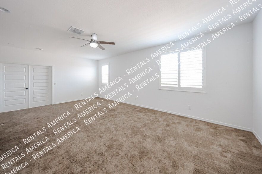 Building Photo - 13487 N 174th Ave