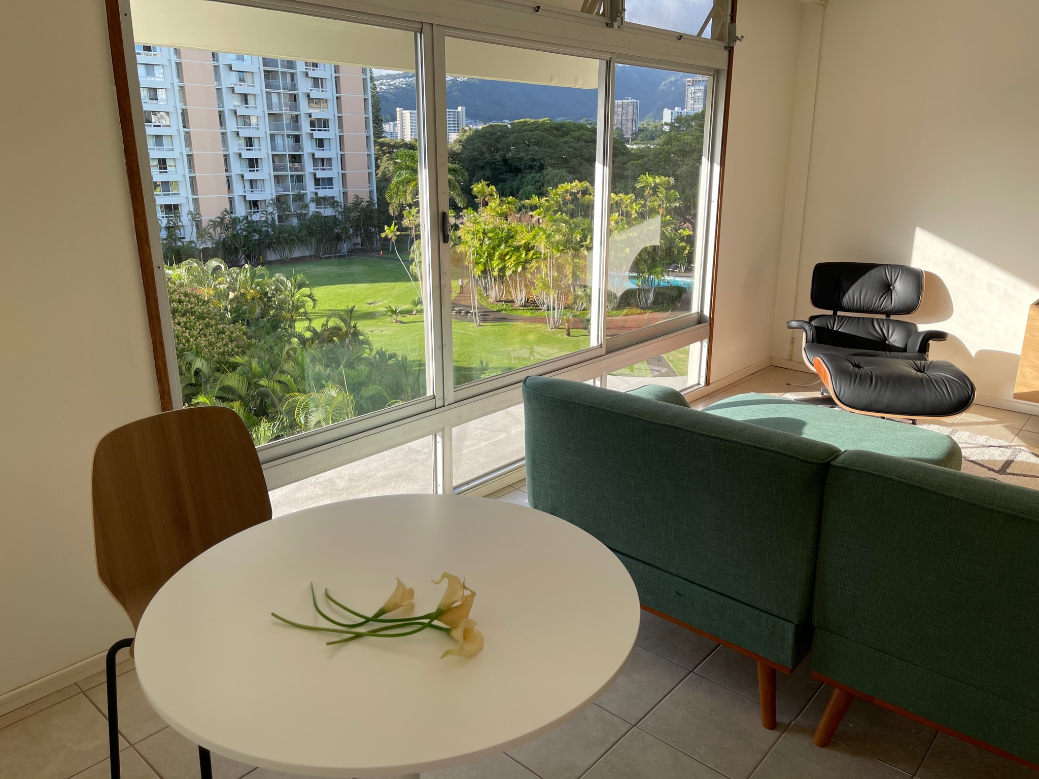 Building Photo - 1511 Nuuanu Ave