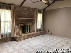 Building Photo - 13851 Susancrest Dr