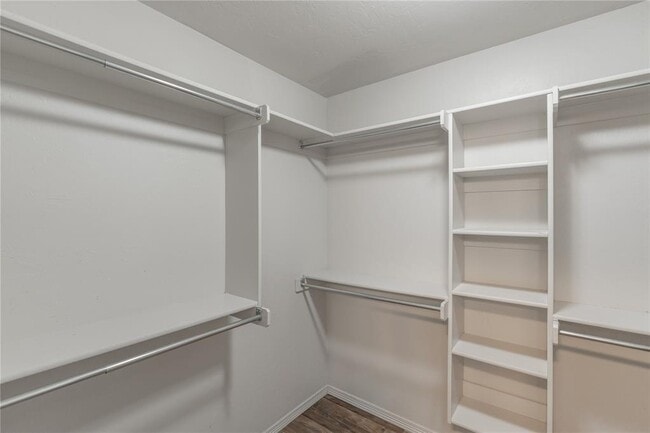 Building Photo - 2132 Buena Vida Ln