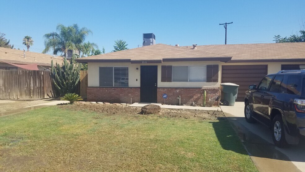 Building Photo - 324 Real Rd