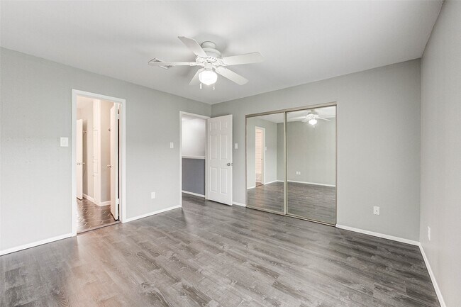 Building Photo - 6406 Ferris Dr