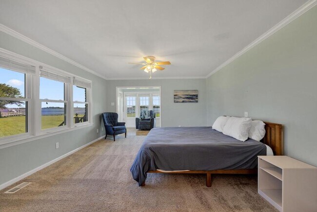 Building Photo - Fully Furnished Short Term Rental! Intercoastal Waterway!